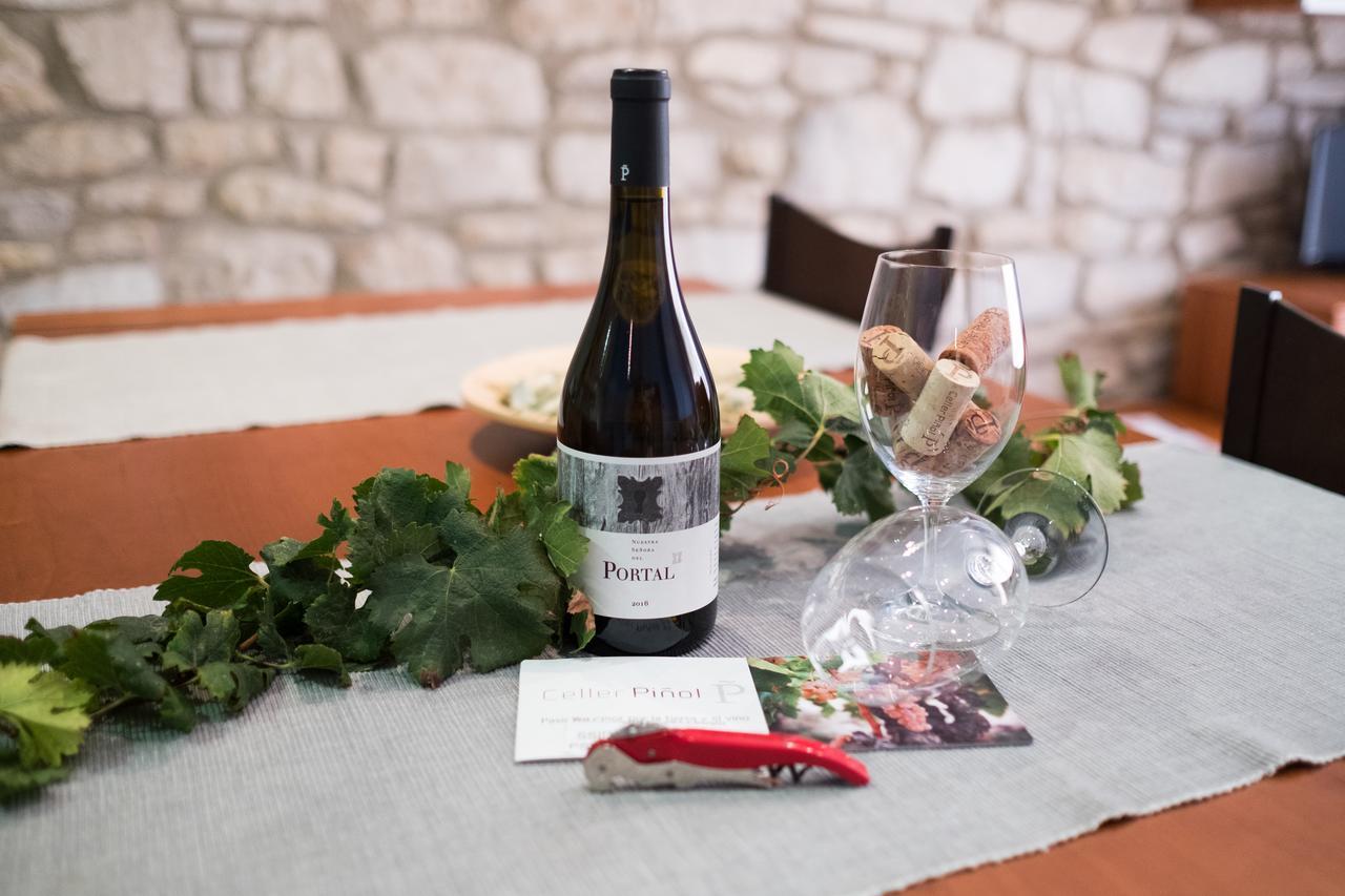Апартаменты Enoturismo Celler Pinol Batea Экстерьер фото